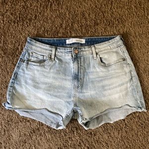 Levi’s High Rise shorts